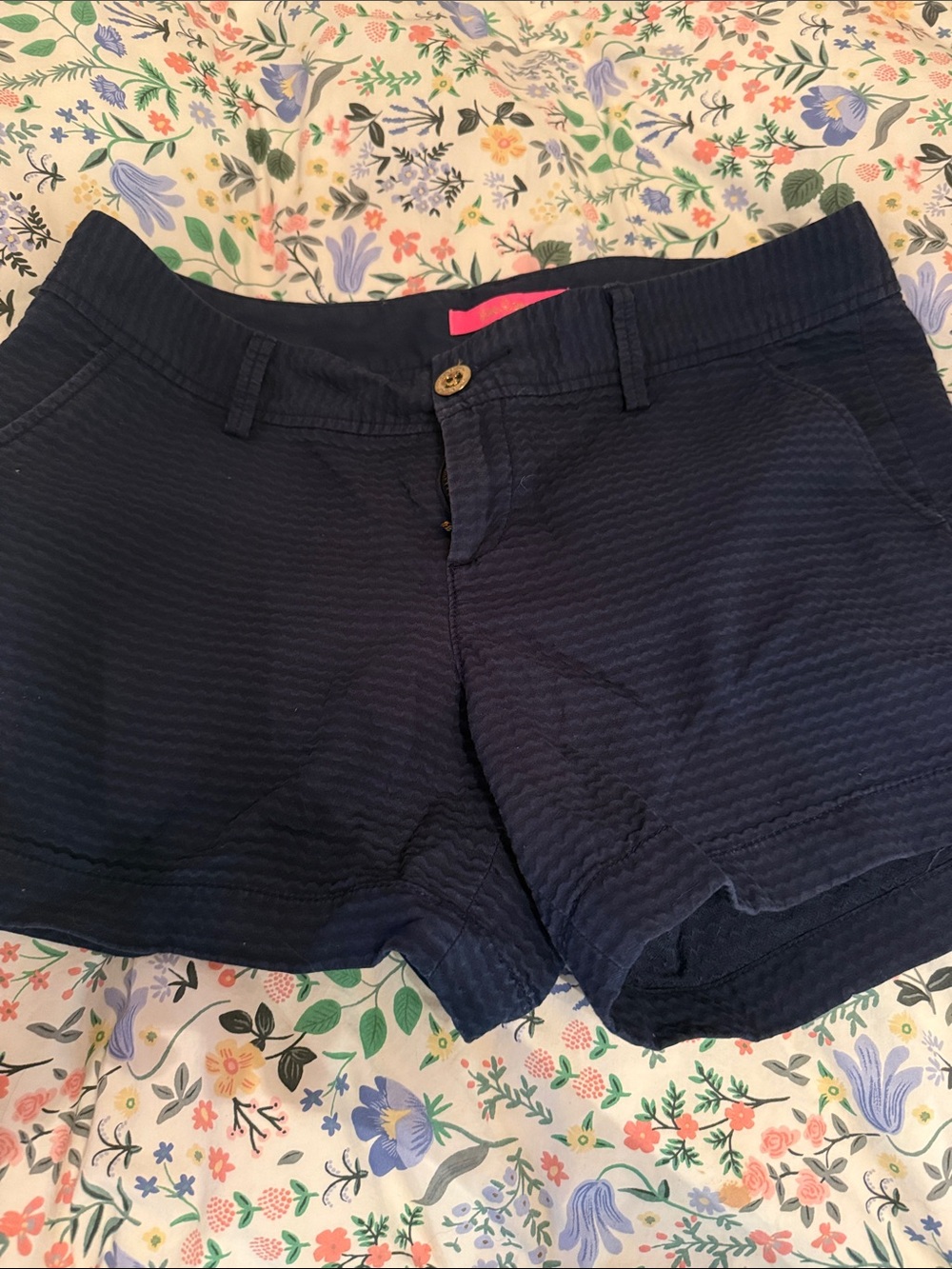 Lilly Pulitzer Navy Textured Wave-Print Shorts